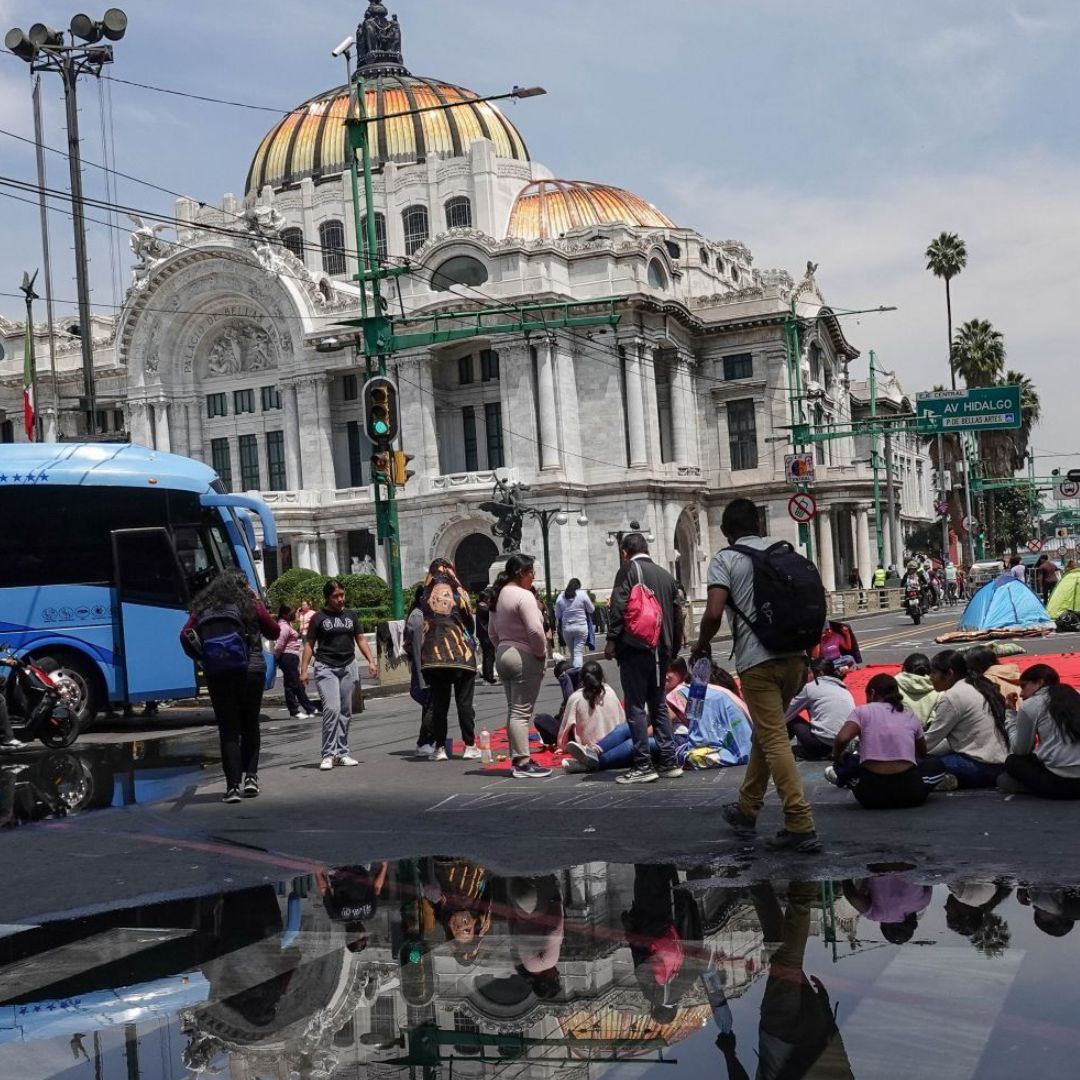 Bloqueo en Eje Central en la Ciudad de México.